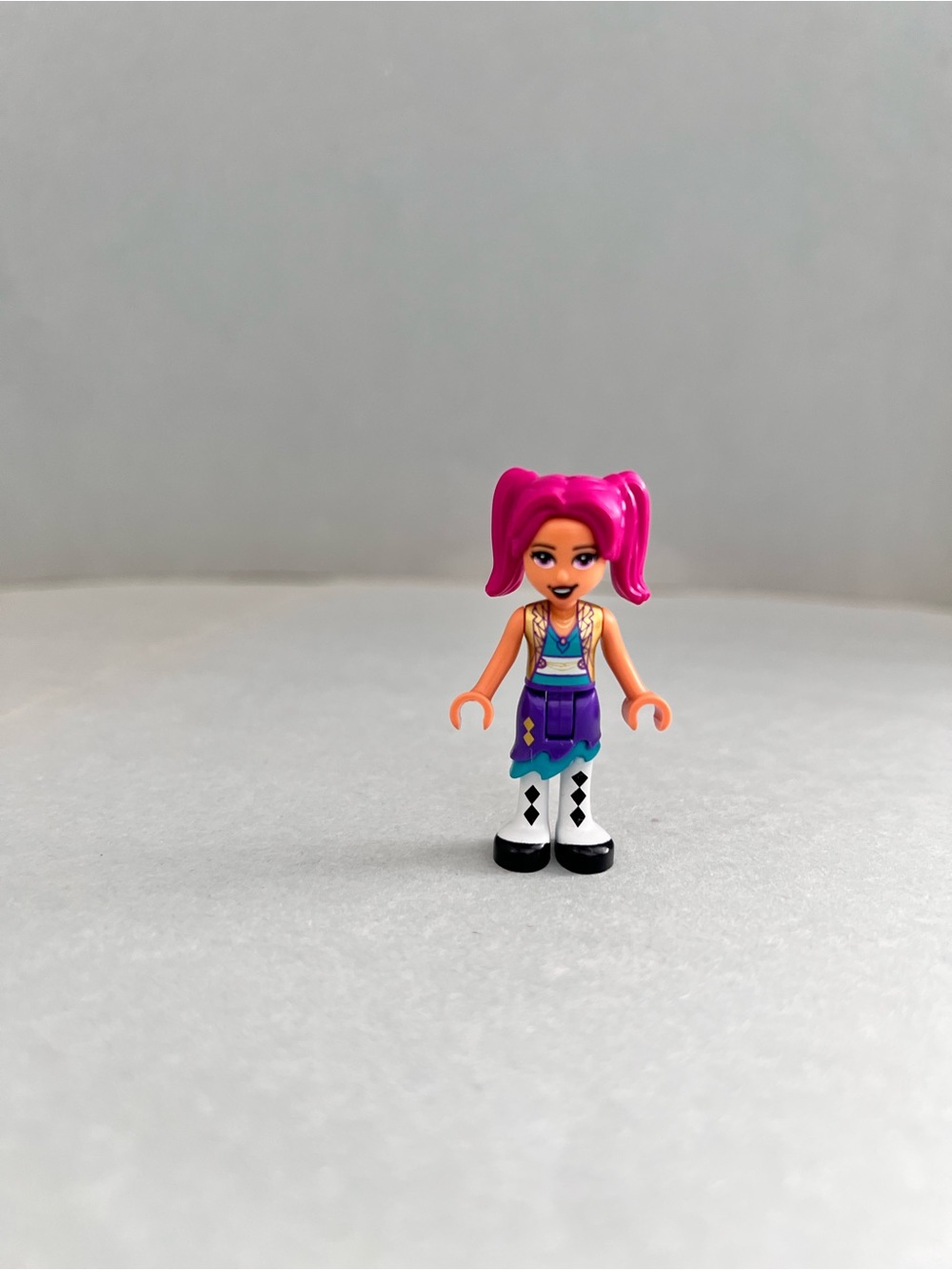 LEGO Friends Camila mini-doll figure